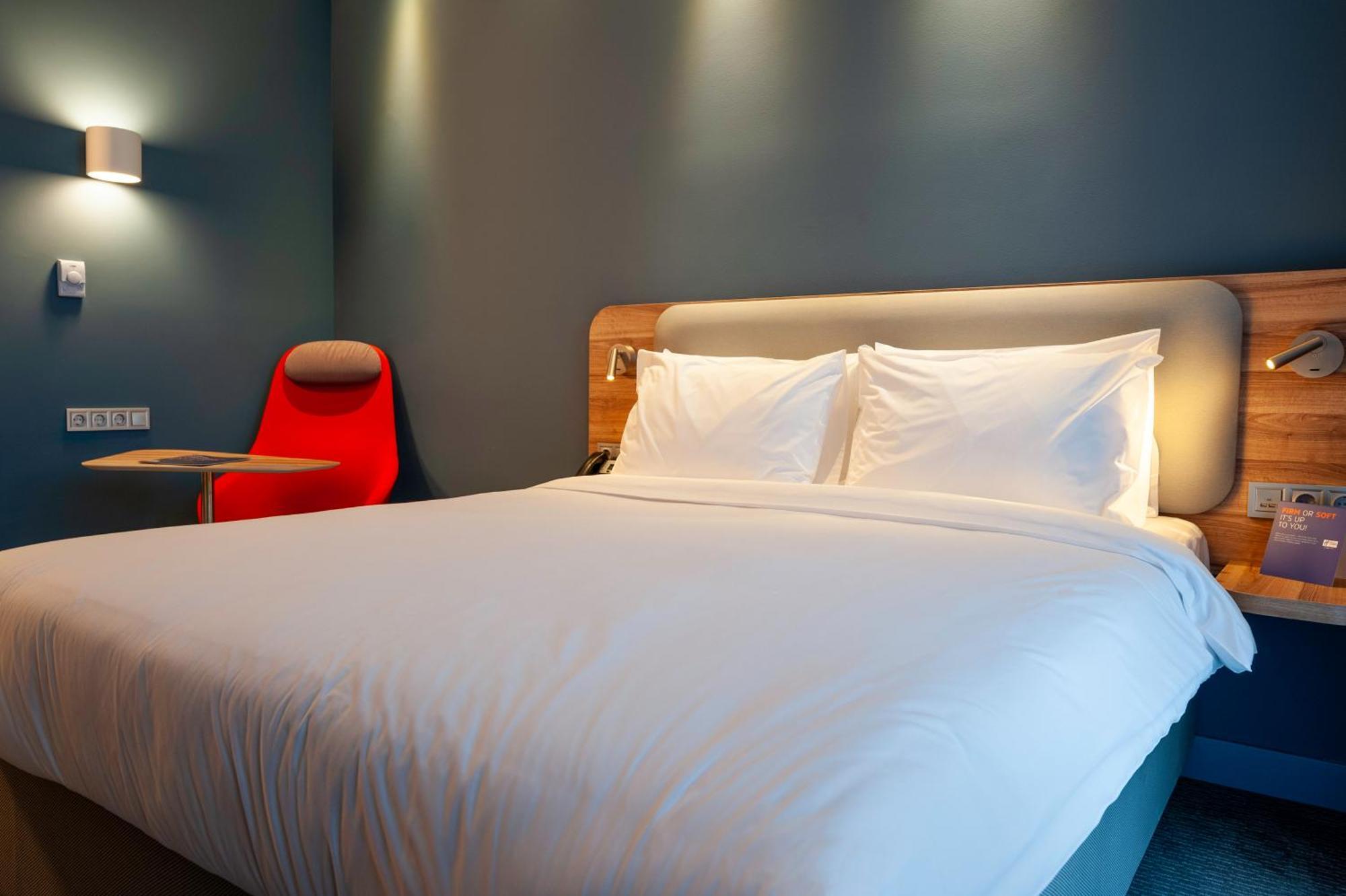 Holiday Inn Express Tbilisi Avlabari By Ihg Екстер'єр фото