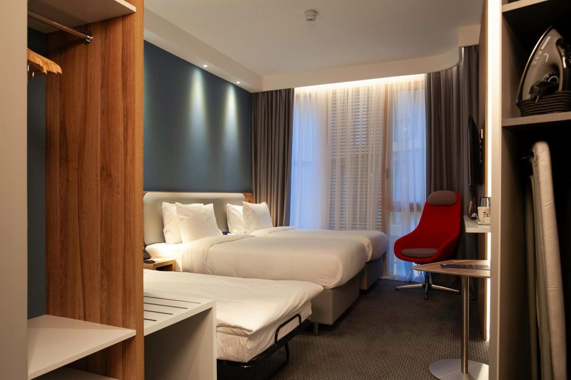 Holiday Inn Express Tbilisi Avlabari By Ihg Екстер'єр фото